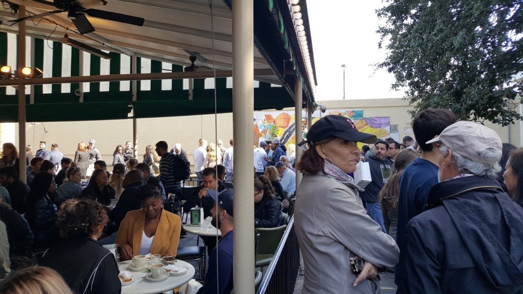 Cafe du Monde line - FootprintsinCulture